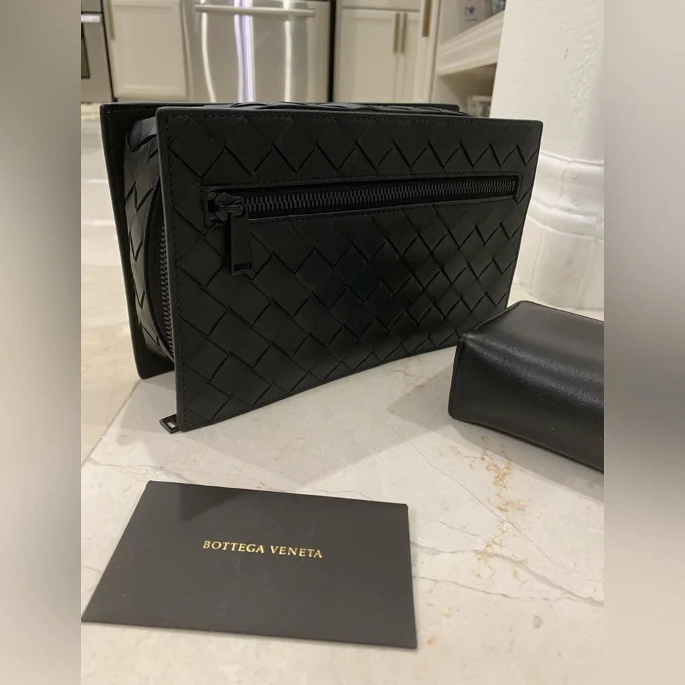 BOTTEGA VENETA ​Intrecciato Woven Leather Travel Case